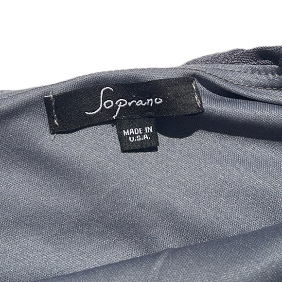 Soprano One Sleeve Textured Ruched Dress Size Medium - Picture 5 of 8